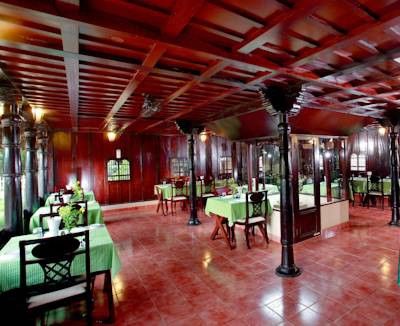 كوماراكوم Paradise Resort المظهر الخارجي الصورة